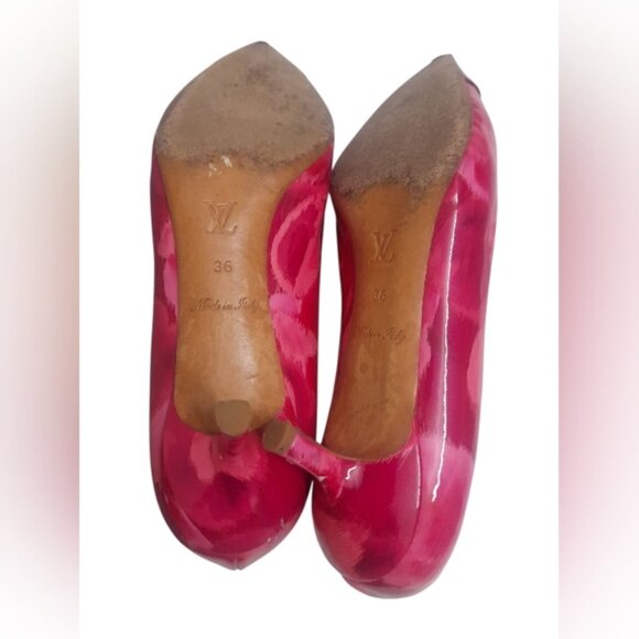 LOUIS VUITTON - Pink Flower Bloom Patent Leather Pump/Heels - Picture 3 of 16